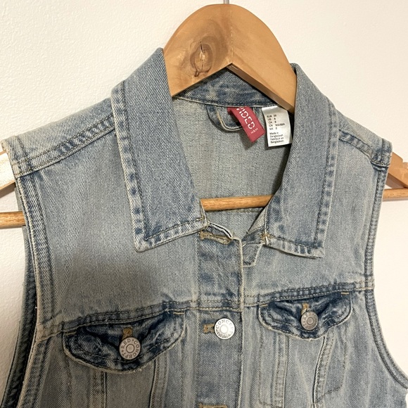 H&M Denim Cutoff Vest - Picture 3 of 3